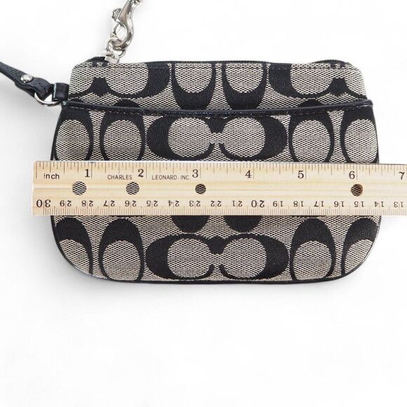 Coach Signature Small Wristlet Wallet Purse Grey / Black 4.25"H x 6.5"W - Picture 7 of 8